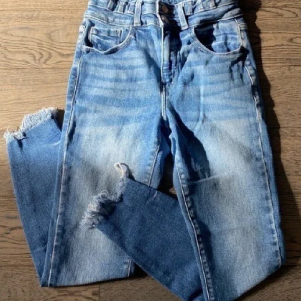 KanCan Kurvy Ultra High Rise Frayed Hem Ankle Skinny Jeans